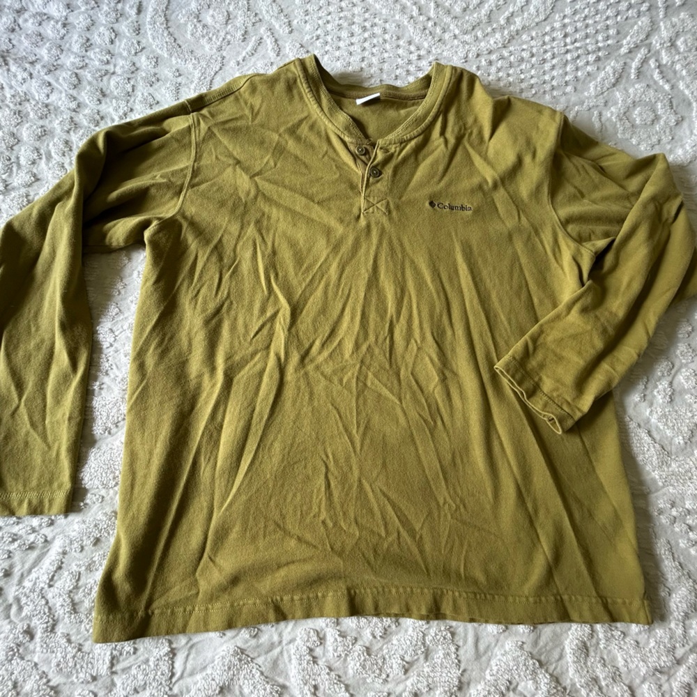Columbia long-sleeved shirt, chartreuse green